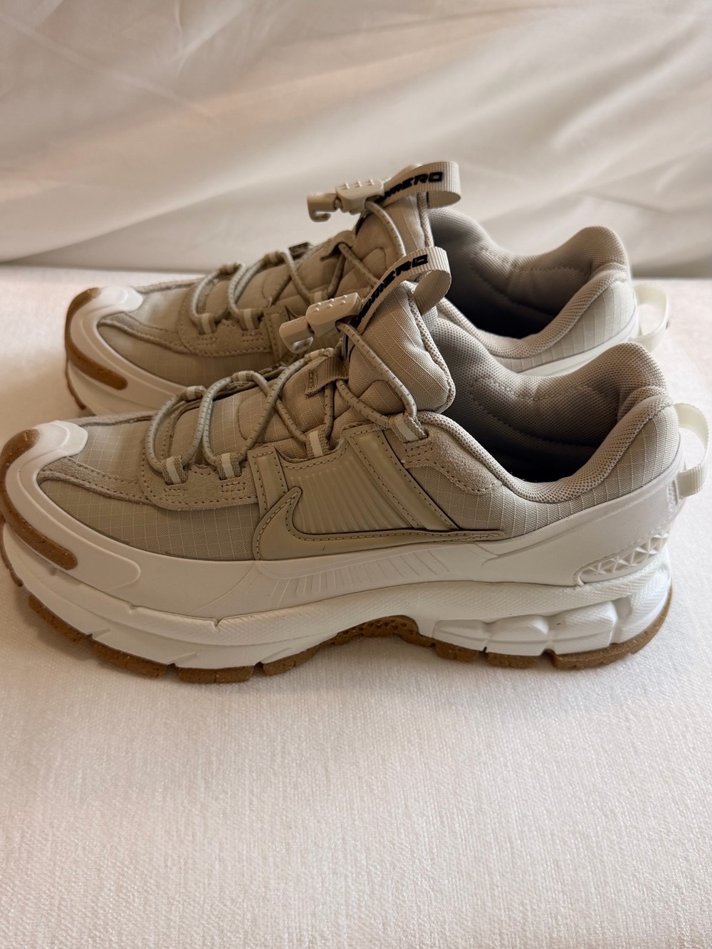 Nike Zoom Vomero Roam
Women's Winterized Shoes